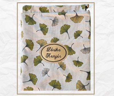 kenyeres zsák egyedi hímzéssel