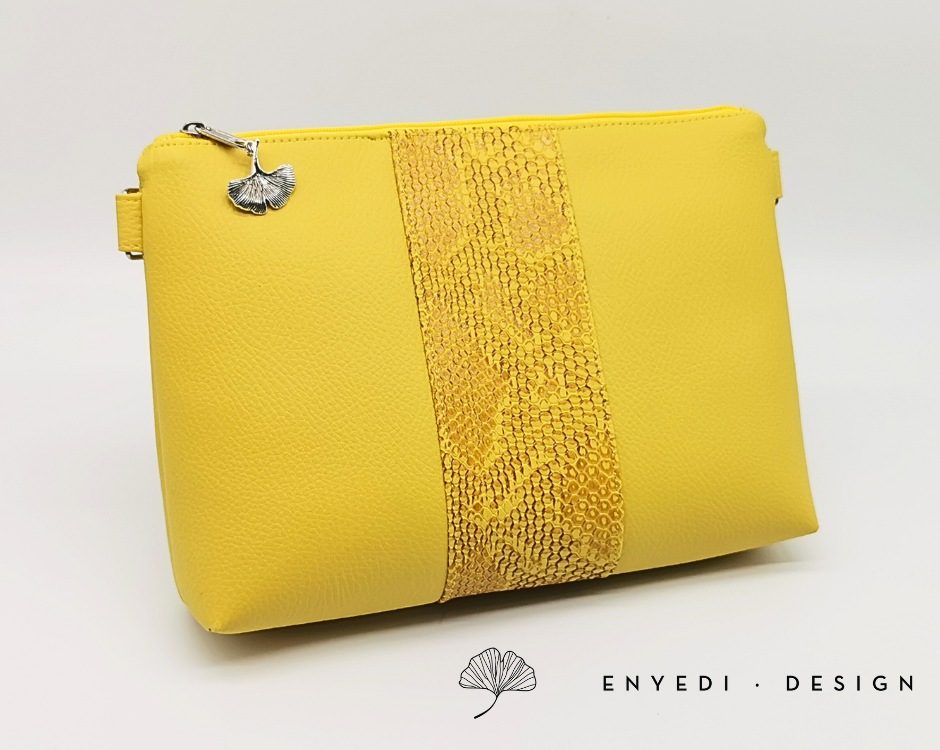 Mustársárga kígyómintás kistáska